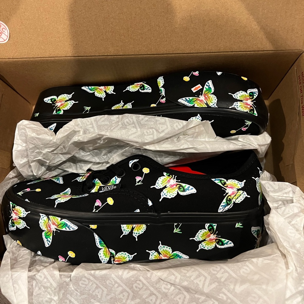 Butterfly limited edition vans w/ platform and glow in the dark